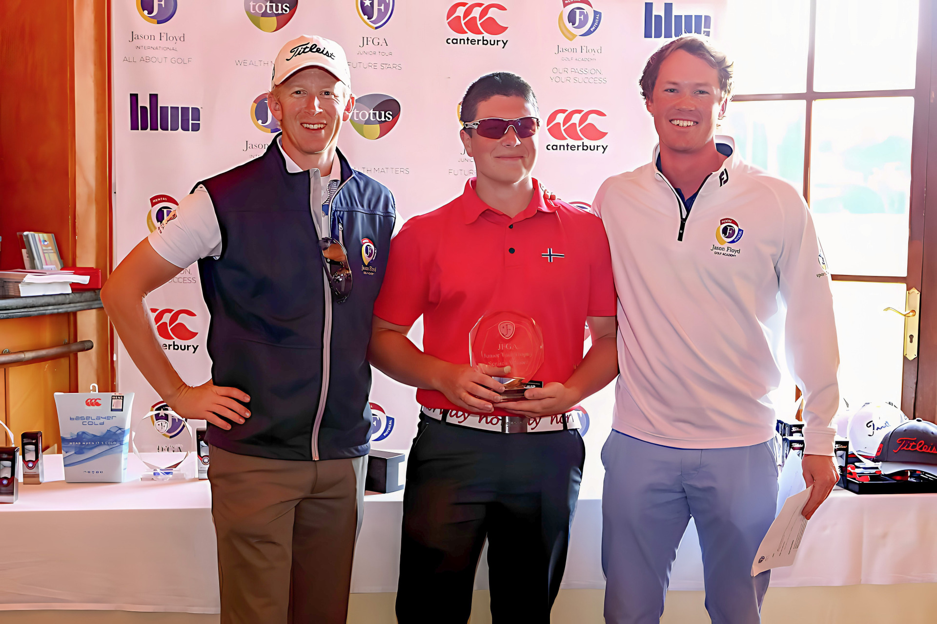 Viktor Hovland (centre) pictured at the 2014 Triple A World Junior Golf Series where he won the boys category. Also pictured (left) is Jason Floyd - Jason Floyd Golf Academy and Triple A World Junior Golf Series Founder.